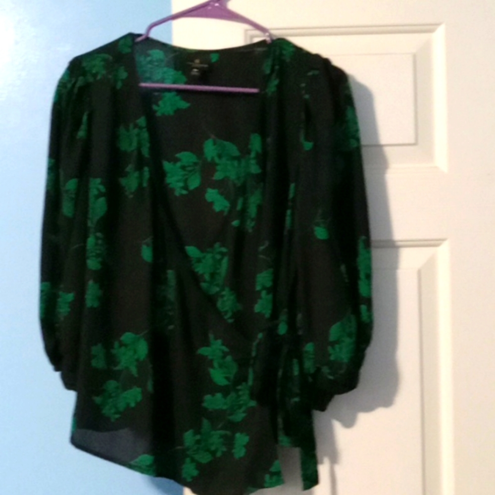Dress blouse Beautiful